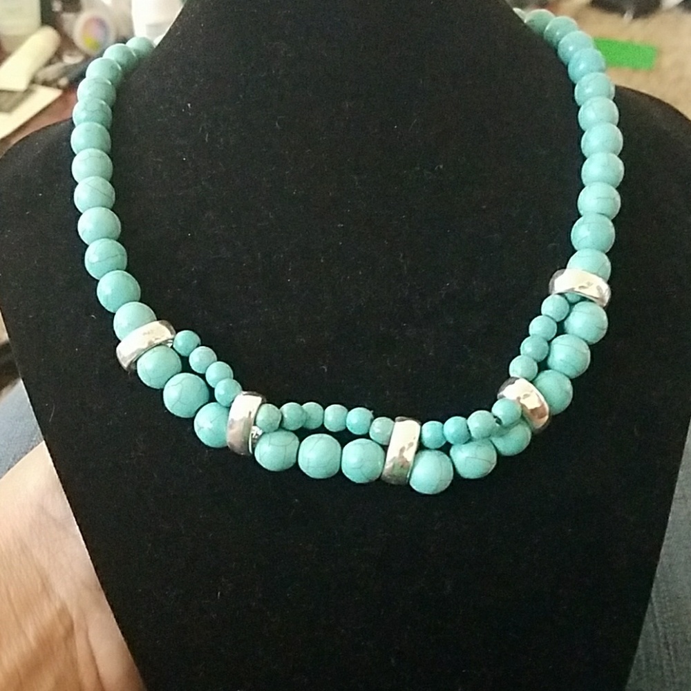 Turquoise beaded necklace